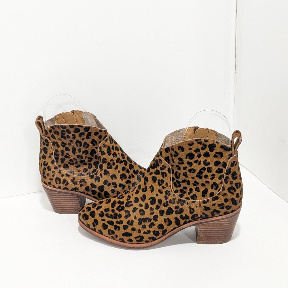 UGG Kingsburg Leopard Boots